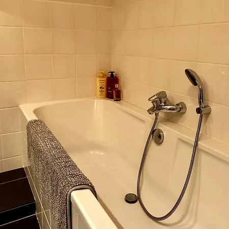 Maison De Famille Les Pins Сasa de vacaciones