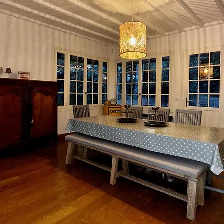 Maison De Famille Les Pins *